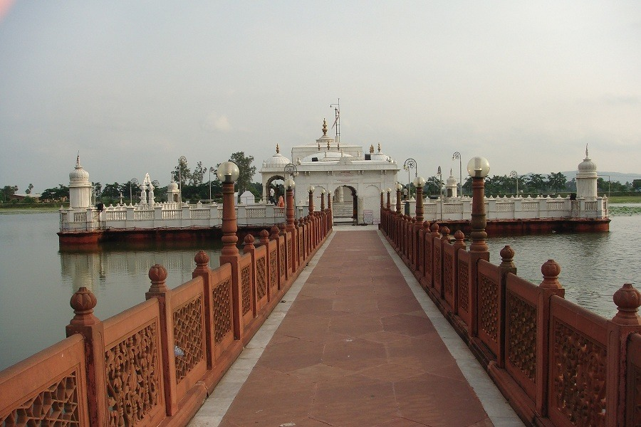 10 Best Tourist Places in Bihar You Must Visit for Amazing Trips 10 Pawapuri