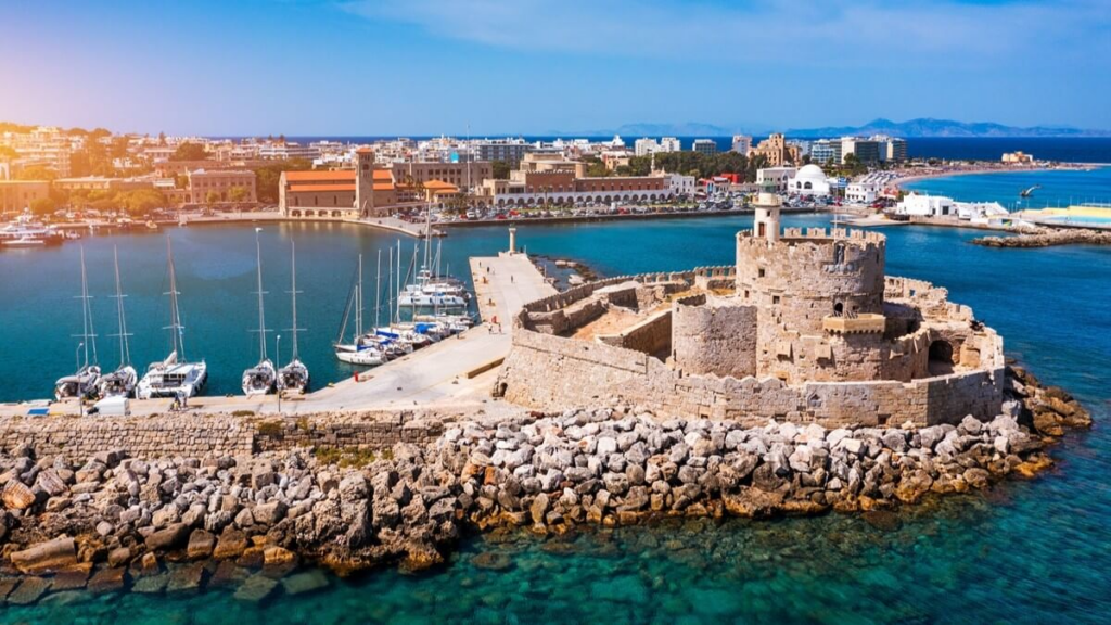 10 Best Digital Nomad Visa Programs for Remote Workers 7 Greece Digital Nomad Visa