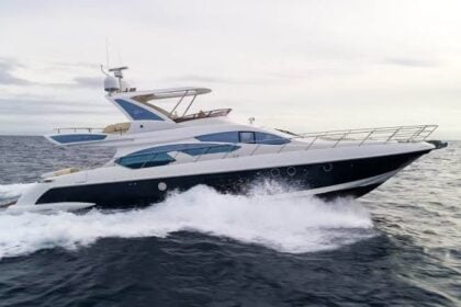 10 Best Yacht Charter Companies – Features & Services Guide