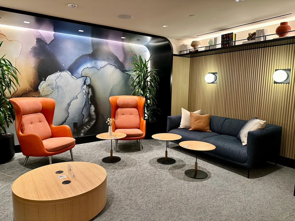 10 Top Priority Pass Rivals for Lounge Access 2026 6 Sapphire Lounge by The Club