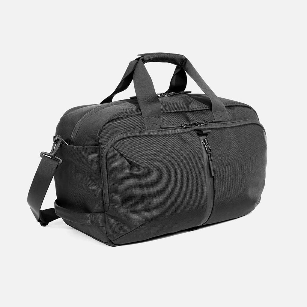 10 Top Béis Luggage Alternatives for Weekender Bags to Try Now 8 Aer Travel Weekender (Aer)